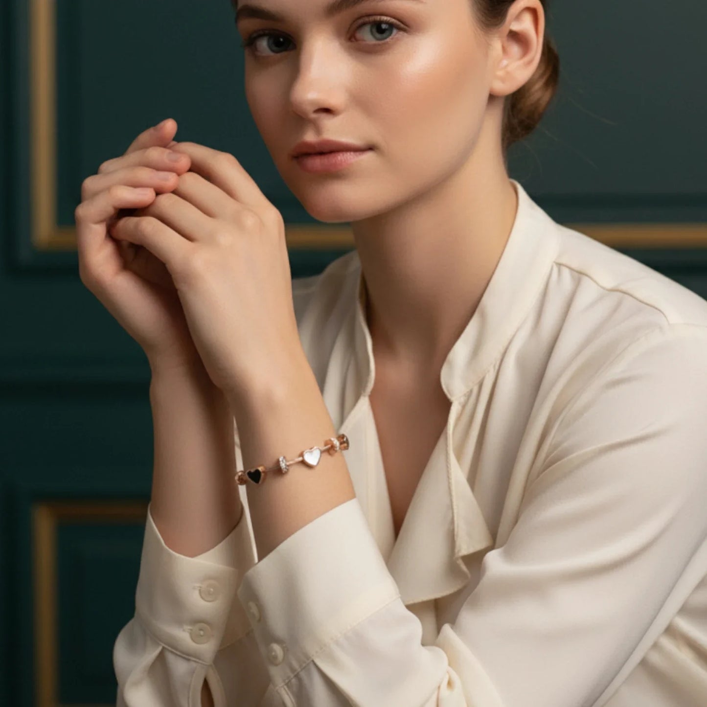 Ατσάλινο Ροζ Χρυσό Βραχιόλι με Καρδιές & Ζιργκόν (B1722)