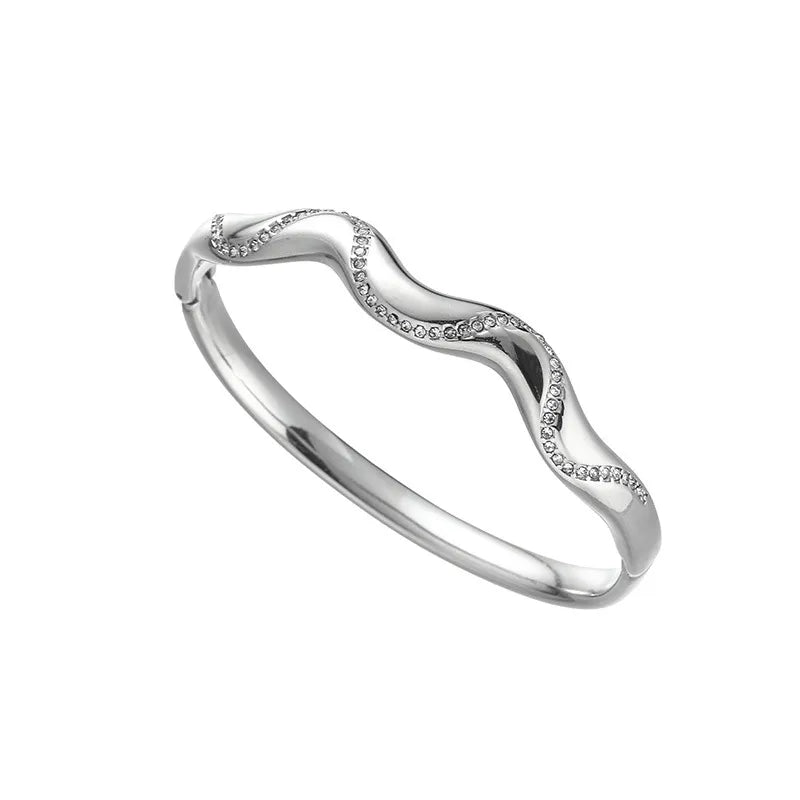 Ατσάλινο Ασημί Βραχιόλι με Κυματιστό Σχέδιο & Ζιρκόν (BA1751)