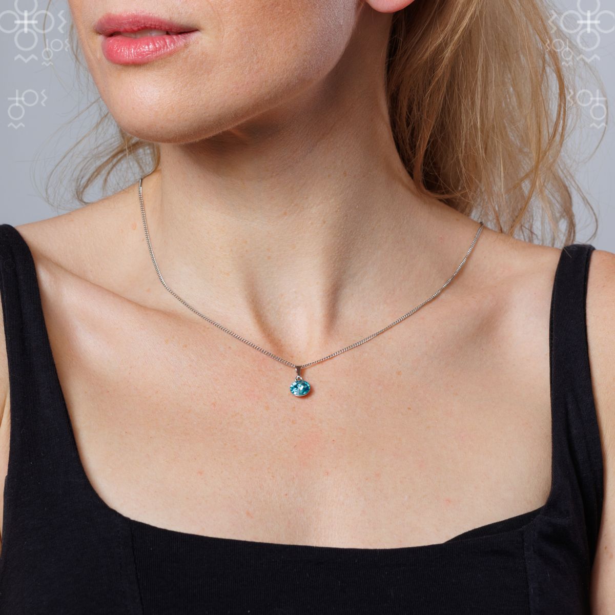 Κολιέ από ορείχαλκο με κρύσταλλα Swarovski®  0.8cm turquoise (F1152)